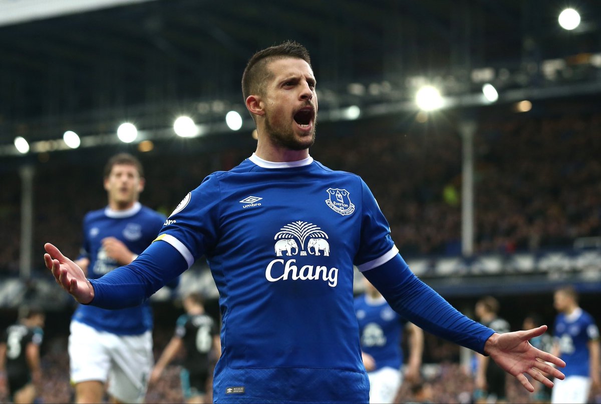 OfficialOTBNews's tweet image. 🇧🇪 Kevin Mirallas

🔵 Everton (2012 - 2019)

*In all competitions* 

▶️ Appearances: 186
⚽️ Goals: 38
🤝 Assists: 31 
💷 Transfer Fee: £6m

📝 Despite leaving Everton as a free agent in 2019, the Belgian played his last game for the Toffees in 2017/18 season 

#EFC #Everton…
