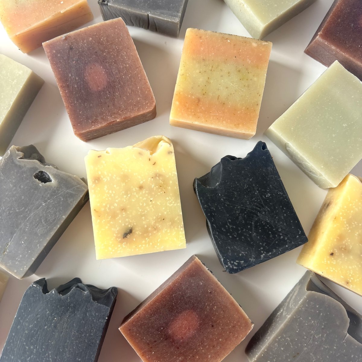 youregorgeousuk's tweet photo. Unlock the secrets of natural soap ingredients with us! 🌼 Discover how You're Gorgeous Handmade Soap blends tradition with eco-friendliness to create products that elevate wellness and sustainability. 🌿 Visit us: https://t.co/o7xUY6zLz9 #NaturalBeauty #EcoFriendly #Wellness https://t.co/ckcvsPZHSY