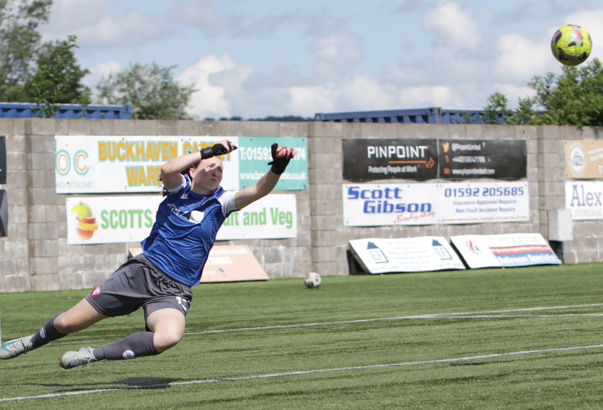 🧤 Signing News: Liamara Hensel-Burg out to earn her spurs at Spartans.  

Jack Beesley has strengthened his goalkeeping ranks by securing the services of former Tottenham Hotspur Academy stopper Liamara Hensel-Burg.

Read more: spartansfcwomen.com/signing-news-l…
