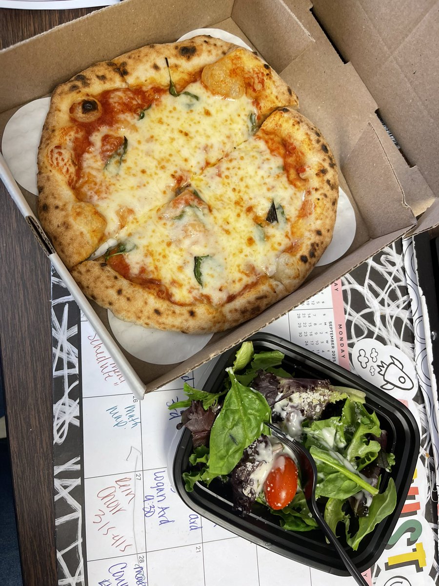 #Skyhawkpride #SkyhawkLane #foodtruckfriday