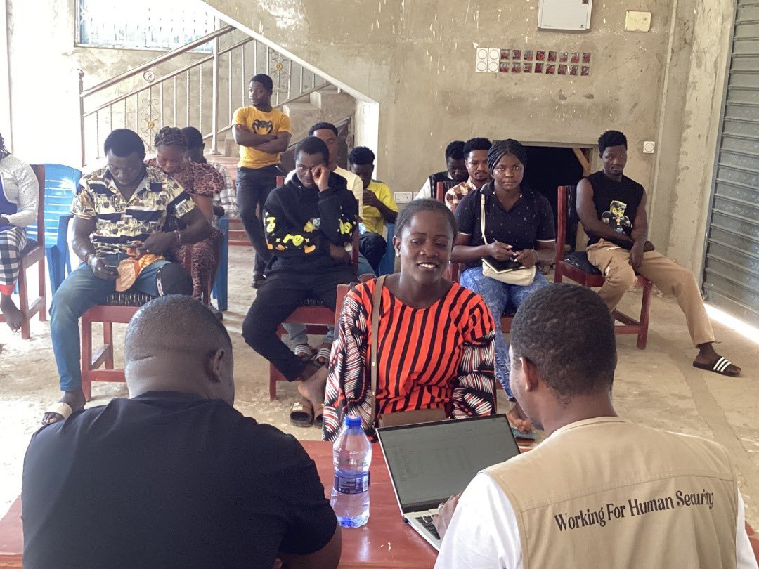 fosdagh's tweet photo. #FOSDA has undertaken community re-entry for the 2nd phase implementation of the Mining for Peace (M4P) project in Ashanti and Eastern Regions. This initiative focuses on skills development training for youth in host mining communities
Read More: https://t.co/KzVA4ouhhI https://t.co/BSzNPGxRo0