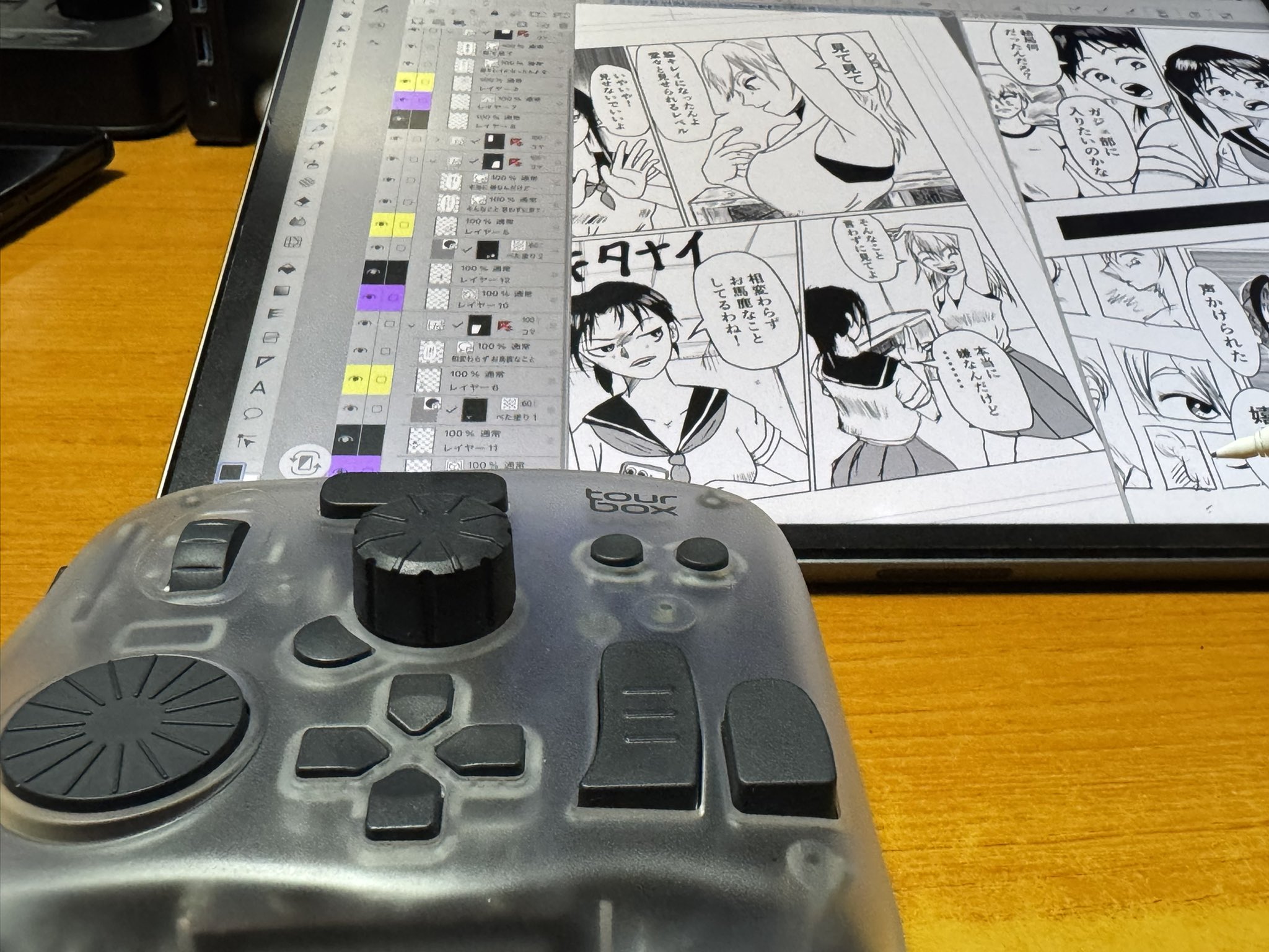 TourBox Elite …機種間違えて購入。 Amazon.co.jp: TourBox Elite 左手デバイス 無線 Bluetooth プロ
