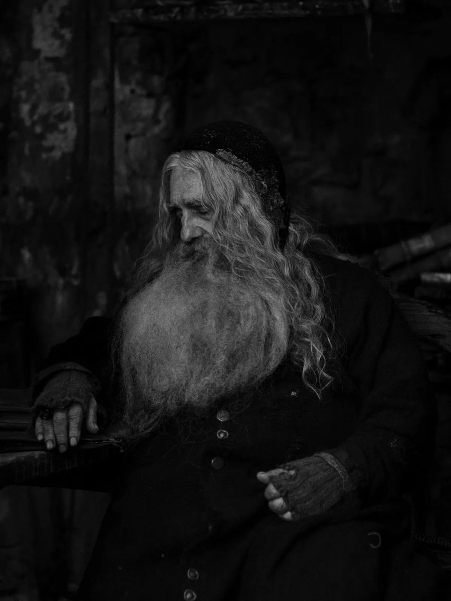 Se reveló foto de Martin Scorsese in #InTheHandOfDante, película que protagonizan Oscar Isaac, Gal Gadot, Jason Momoa, Gerard Butler, Al Pacino y John Malkovich.