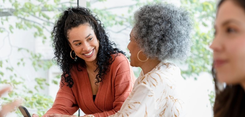 TaighWhite's tweet image. Explore how small businesses can tailor benefits by generation to reduce burnout, boost retention, and build a thriving, multigenerational workforce. ukg.inc/3JfRUCQ #SMB #WeAreUKG #UKGBlog