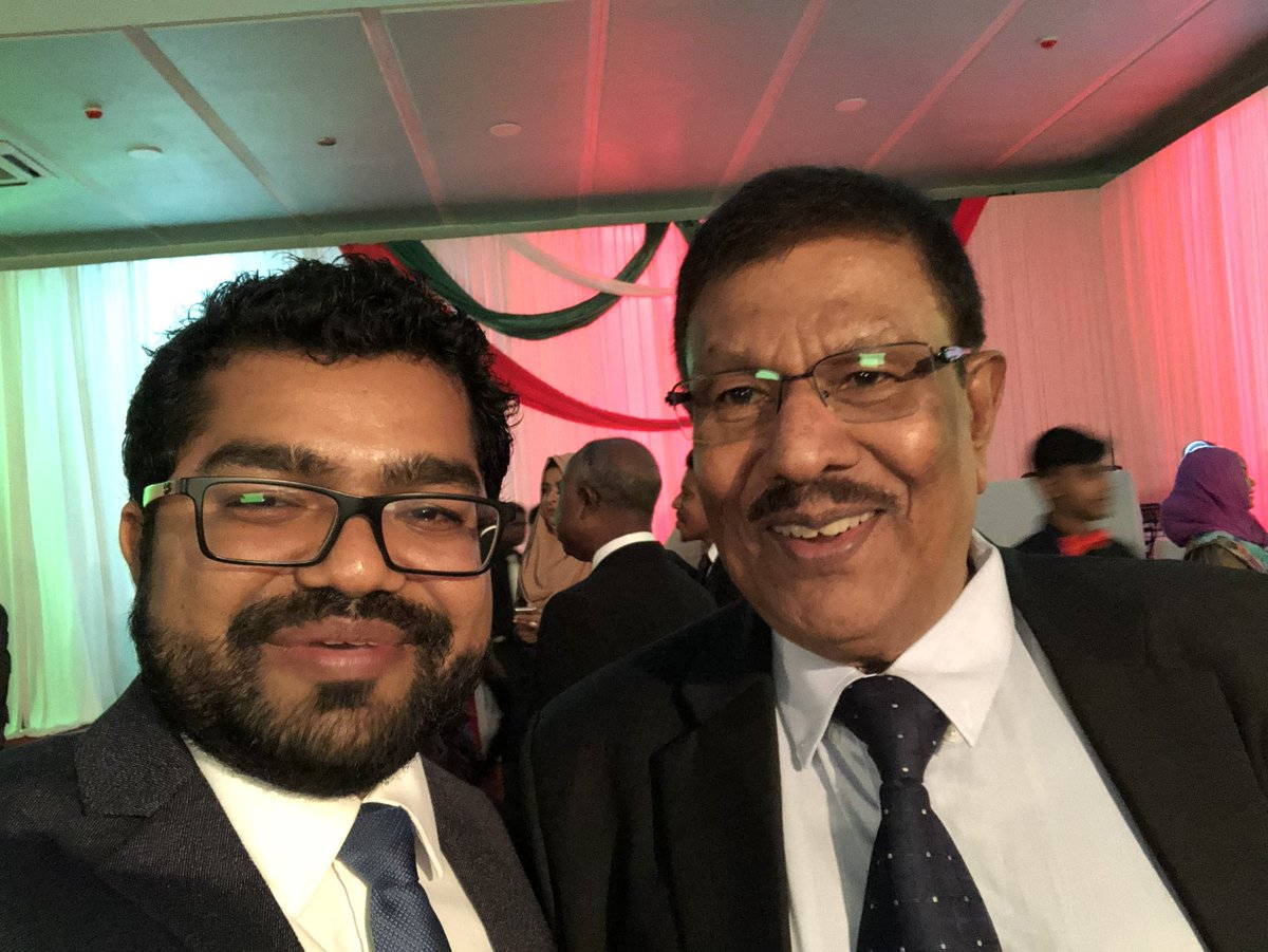 HShamAdam's tweet image. އަޅުގަނޑުގެ ފުރަތަމަ ލޮބުވެތި ޗެއަރމަން ،  އަލްފާޟިލް މުޙައްމަދު ޢުމަރު މަނިކަށް އަވަސް ޝިފާއެއް މިންވަރު ކުރައްވަވާށިއެވެ. އާމީން