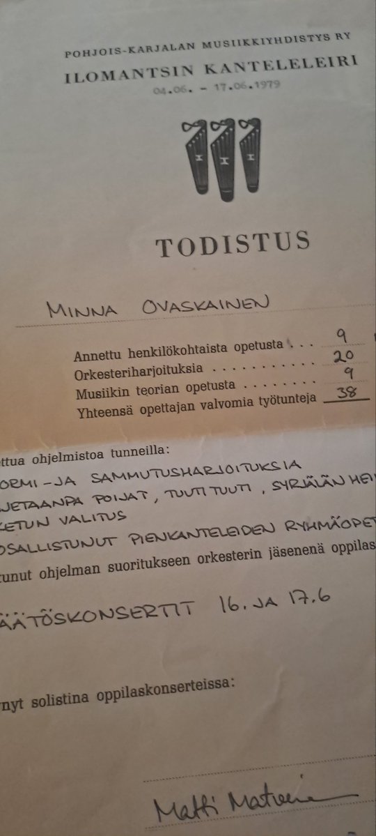 Minna Halme (@mihalme) on Twitter photo Muistoja v. 1979.
Neljänä kesänä Ilomantsissa. <a href="/PiispaJari/">Jari Jolkkonen</a> isä Esko oli leiri-isäntänä ja piispa pyöri mukana 😊 Muistoja v. 1979.
Neljänä kesänä Ilomantsissa. <a href="/PiispaJari/">Jari Jolkkonen</a> isä Esko oli leiri-isäntänä ja piispa pyöri mukana 😊