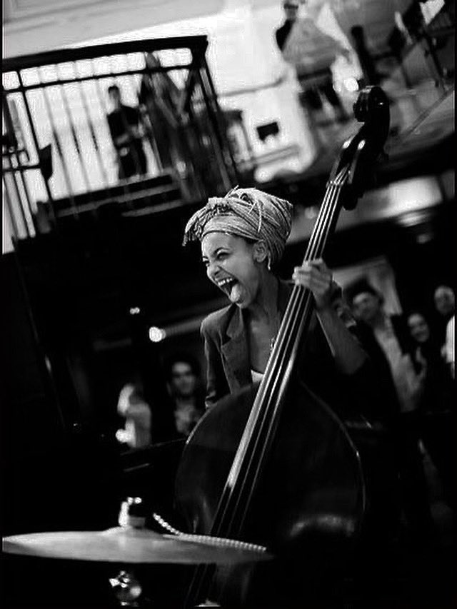 ADakhovskyy's tweet image. Building trust between communities that have historically seen each other as adversaries.

Success comes when artists, fans, and investors realize they&apos;re all on the same team.

#Leadership #ArtAndCommerce #NewEconomicModel #BuildingTrust #SameTeam #Innovation #RWA