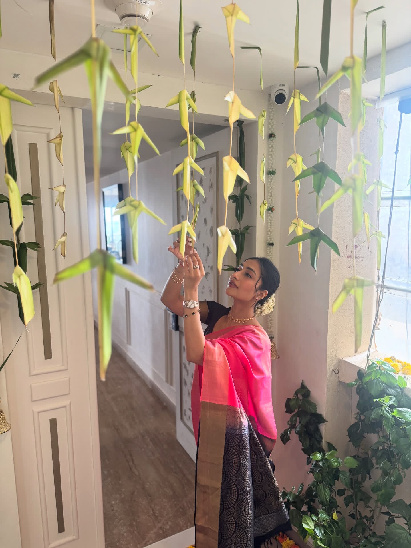 GziZO3RbEAAtASI?format=jpg&name=large