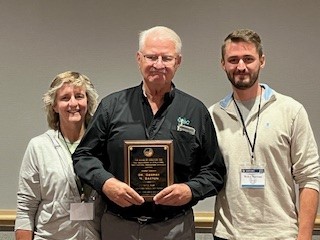 IndianaChemist's tweet image. Exciting news! Dr. George Saxton, our longtime compliance officer for the pesticide and fertilizer sections of OISC, was inducted into the Association of Structural Pest Control Regulatory Officials Hall of Fame this week! What an amazing team we have! 👏😃
#ASPCRO #OISC
