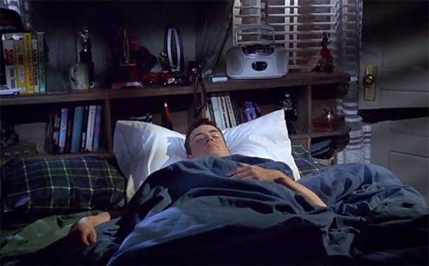 ChandlerBing_12's tweet photo. My plans for the weekend https://t.co/VsdSTqAPQk
