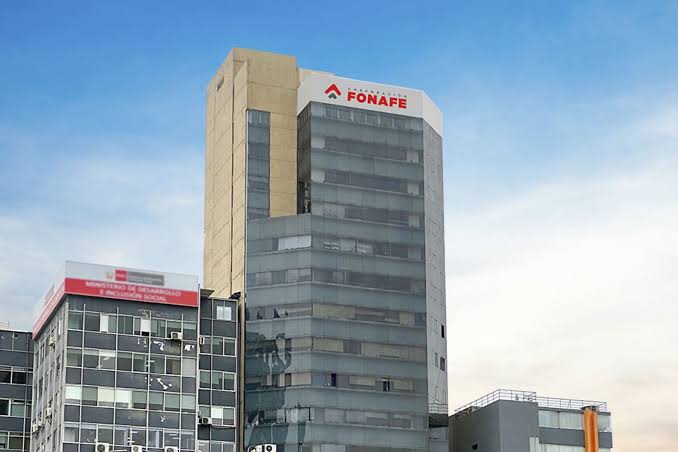 Jaime5134146474's tweet image. 𝗘𝗹 𝗙𝗼𝗻𝗮𝗳𝗲 𝗲𝗻𝗰𝗮𝗿𝗴𝗼 𝗽𝘂𝗲𝘀𝘁𝗼 𝗱𝗲 𝗱𝗶𝗿𝗲𝗰𝘁𝗼𝗿 𝗲𝗷𝗲𝗰𝘂𝘁𝗶𝘃𝗼 𝗮 𝗠𝗮𝘂𝗿𝗶𝗰𝗶𝗼 𝗚𝘂𝘀𝘁𝗶𝗻

Por renuncia.

Tras renunciar Roberto Yafac, el MEF encargo el puesto de director ejecutivo del Fonafe a Mauricio Gustin De Olarte.

#fonafe #elmef #economía