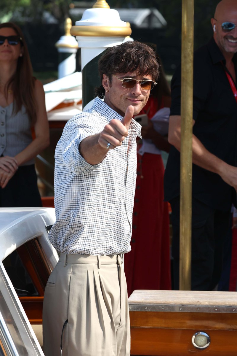 We have NO NOTES for Jacob Elordi at the Venice International Film Festival today 🔥👏