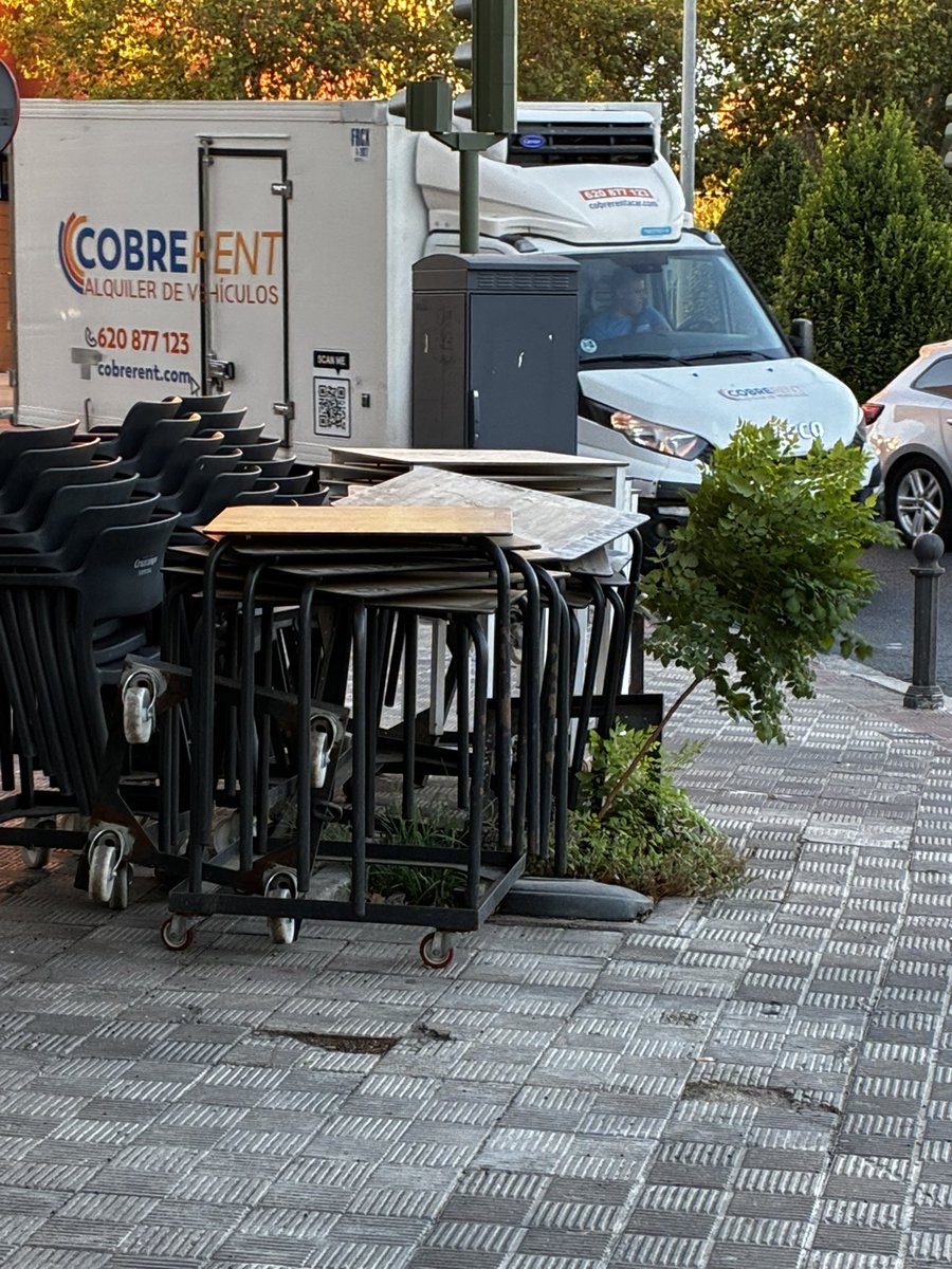 El mejor resumen de Sevilla en la actualidad <a href="/SevillaSeMuere/">Sevilla💀 Se Muere</a> <a href="/Ayto_Sevilla/">Ayuntamiento de Sevilla</a>