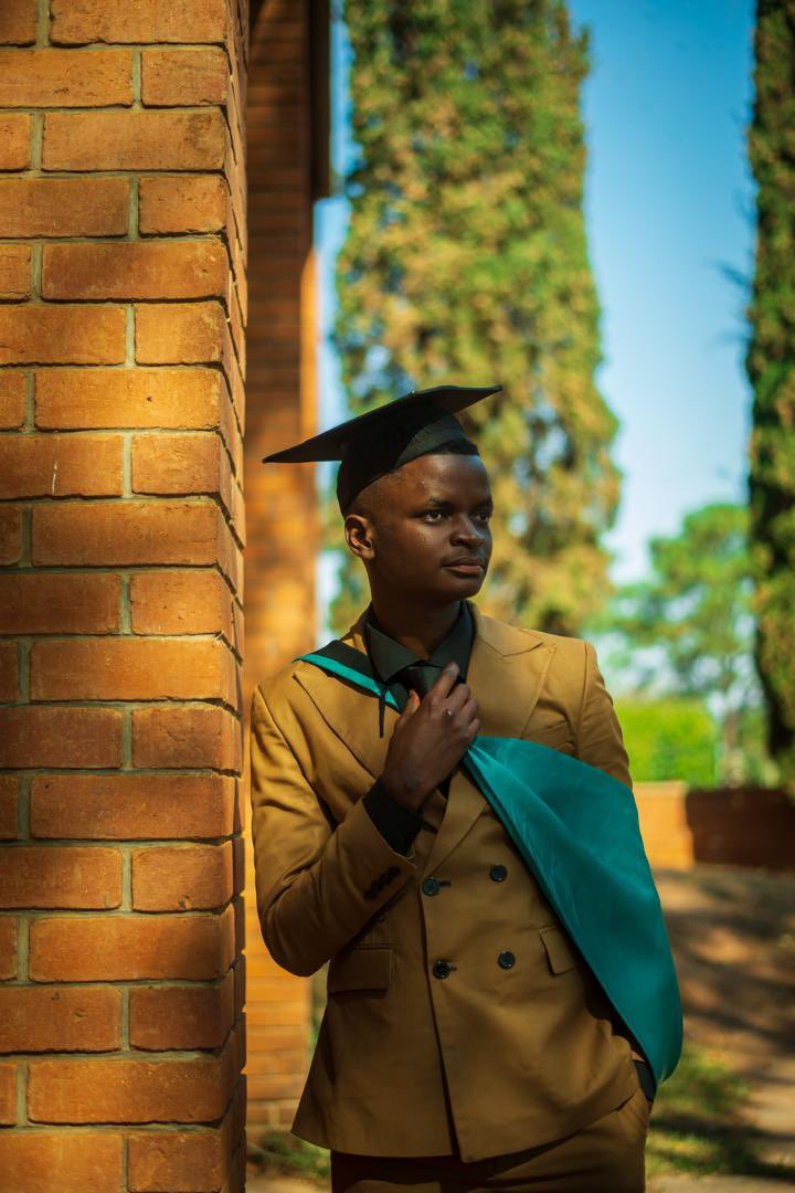 rapcee17's tweet image. BACHELOR OF ARTS IN HUMANITIES
WITH CREDIT
🎓🔥