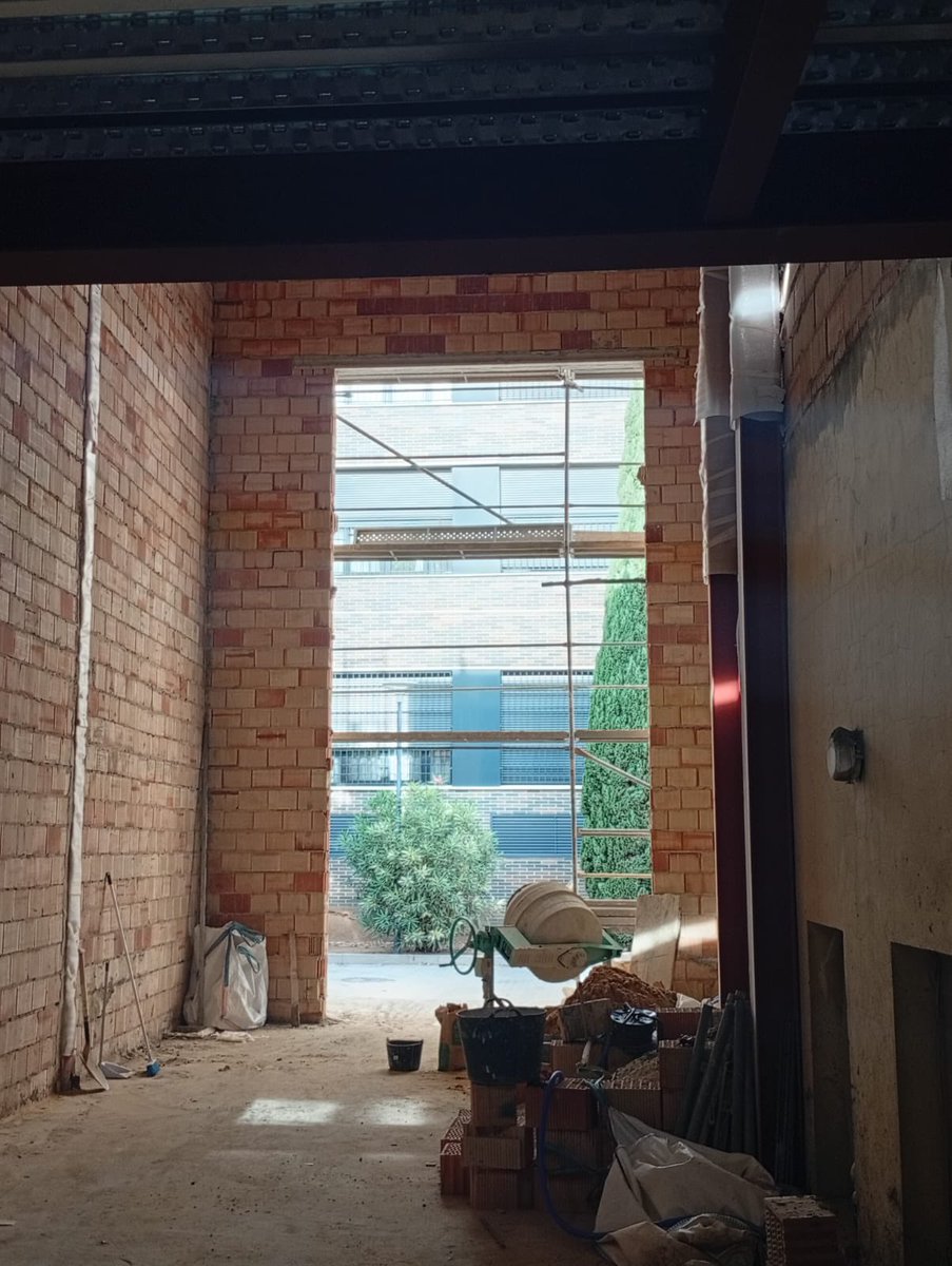 Poco a poco, nuestra nueva casa de Hermandad va cogiendo forma. Ya queda menos para compartir momentos en estas nuevas instalaciones!!!