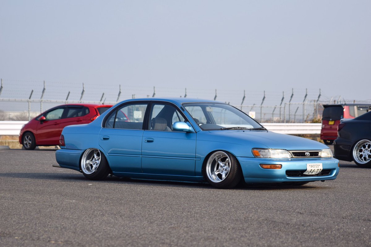 #とにかくカローラを貼ろう

100系カローラはいいぞぉ
