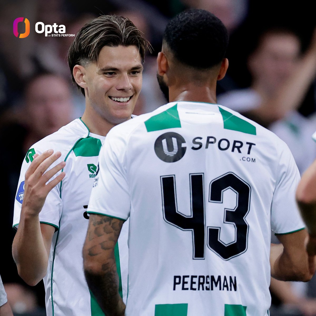 4 - Brynjólfur Willumsson is the fourth FC Groningen player to ever score 4+ goals on the first four matchdays of an Eredivisie campaign, and the first to do so since Marcus Berg in 2008-09. Quartet.