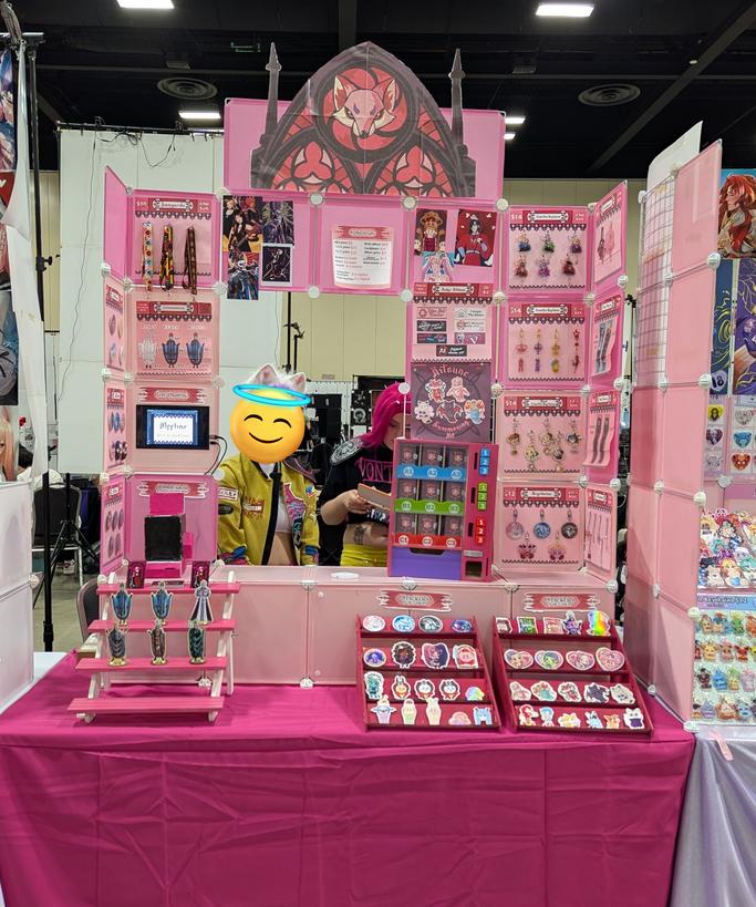 valkyrieinpink's tweet image. We're out here! K15 San Japan 🩷