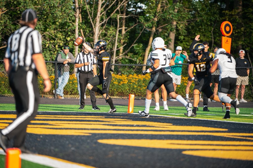 Felt great to be back in action at Kearly Stadium last night! 

#CRTD | #FollowTheHukies