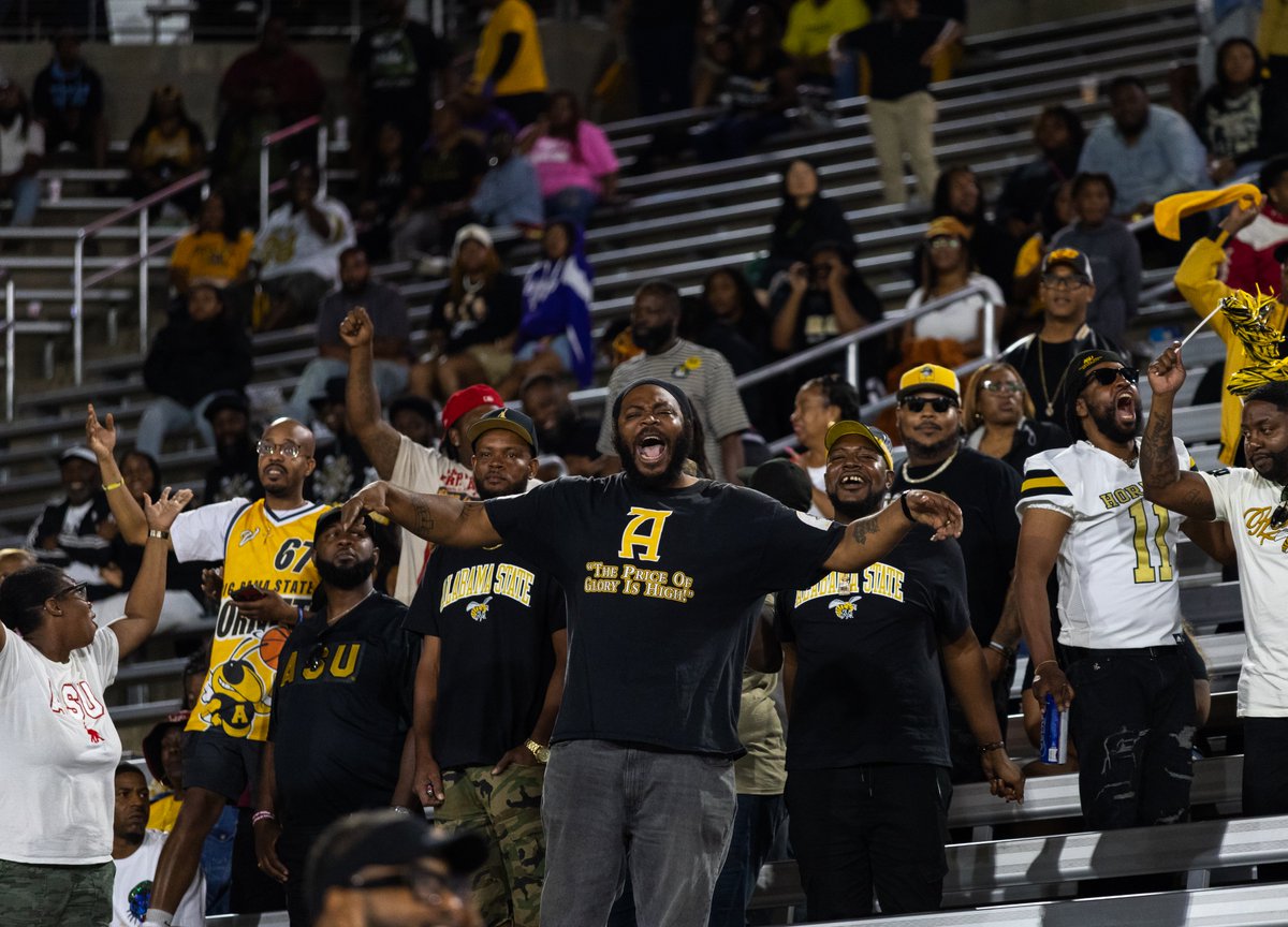 From the field to the stands, the Hornet energy was unmatched! #MyASU #SwarmAs1
