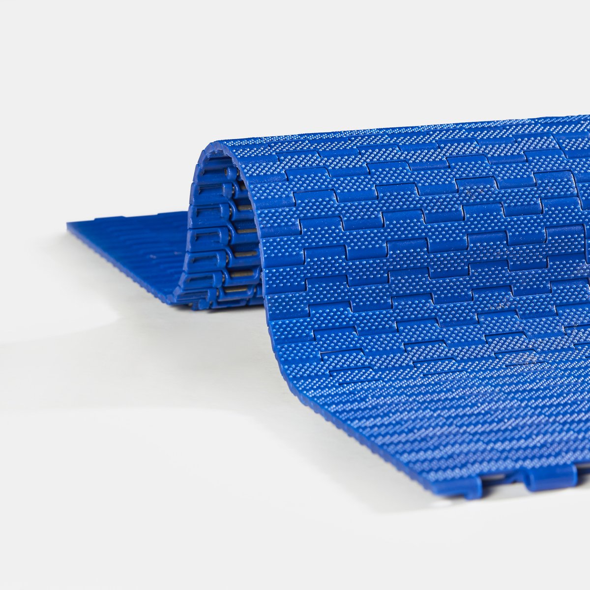 BeltserviceCorp's tweet image. The .315” (8 mm) pitch MP80 belts from #Modutech are designed for small products and smooth transfers.

Available in FDA approved materials.

beltservice.com/our-products/m…

#BeltserviceCorporation #ConveyorBelting #LogisticsSolutions #ModularBelts #MaterialHandling