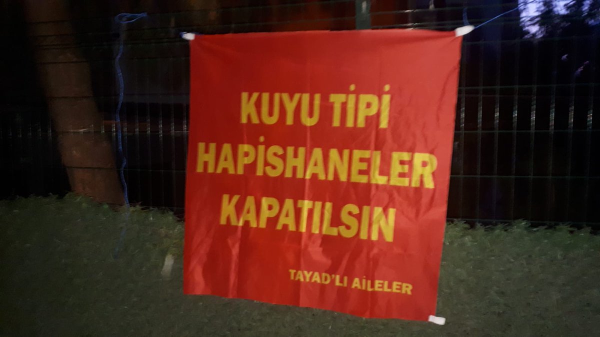 Yaklaşık yarım saat önce <a href="/86tayadli/">Tayad'lı Aileler</a> hesabımız erişime engellenmiştir.
Kuyularda ki evlatlarımızın sesini duyurmamızı engellemek için hesabımı kapattılar.  Tüm dostlarımızı hesabımızı paylaşmaya, Serkan için daha fazla video çekmeye çağırıyoruz.