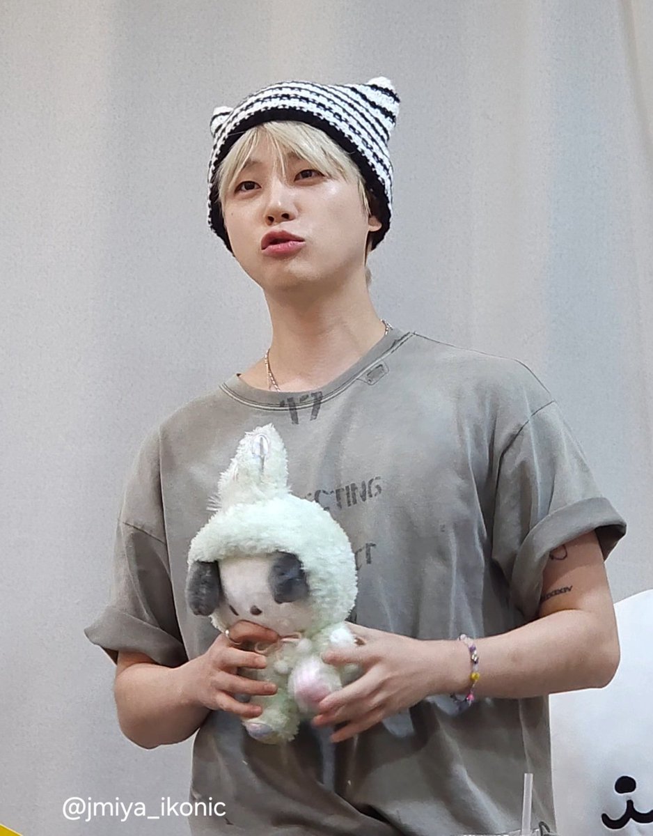 김콘익 tweet media