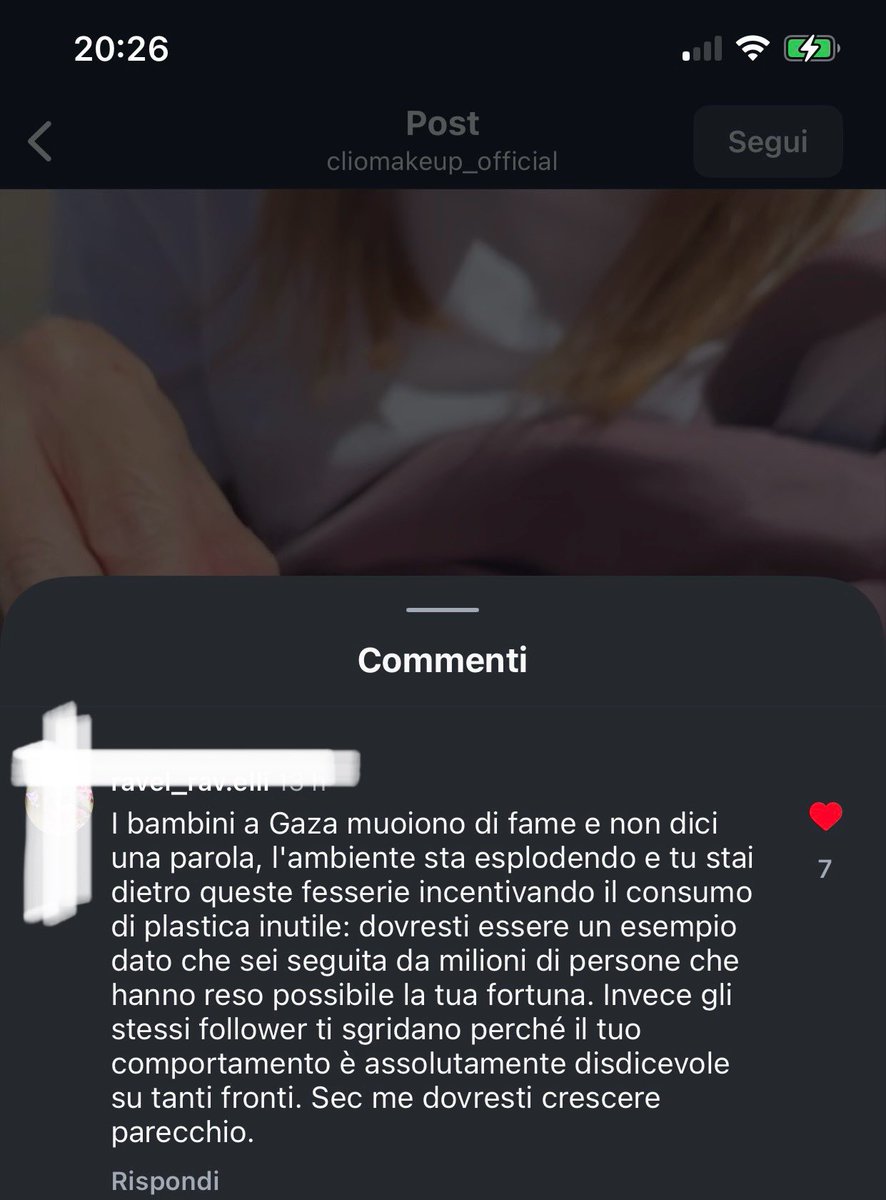 ste_ste_14's tweet photo. Una minima parte delle reazioni (sacrosante) al video di #cliomakeup #cliozammatteo in cui feliciona mostra micro oggetti in plastica assolutamente inutili. Avere il polso delle sensibilità mutate dei follower eviterebbe danni alla brand reputation. #influcirco https://t.co/bHsS5uQpP7
