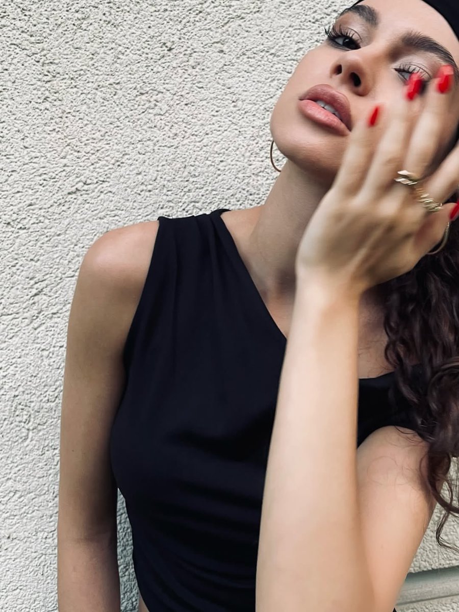 #SuBurcuYazgıCoşkun 🖤