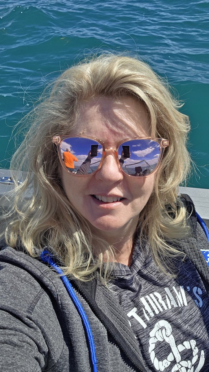 Virginia_UGC's tweet image. Enjoying a day on Lake St Clair. Take time to relax friends.  #lakestclair #puremichigan #lakelife