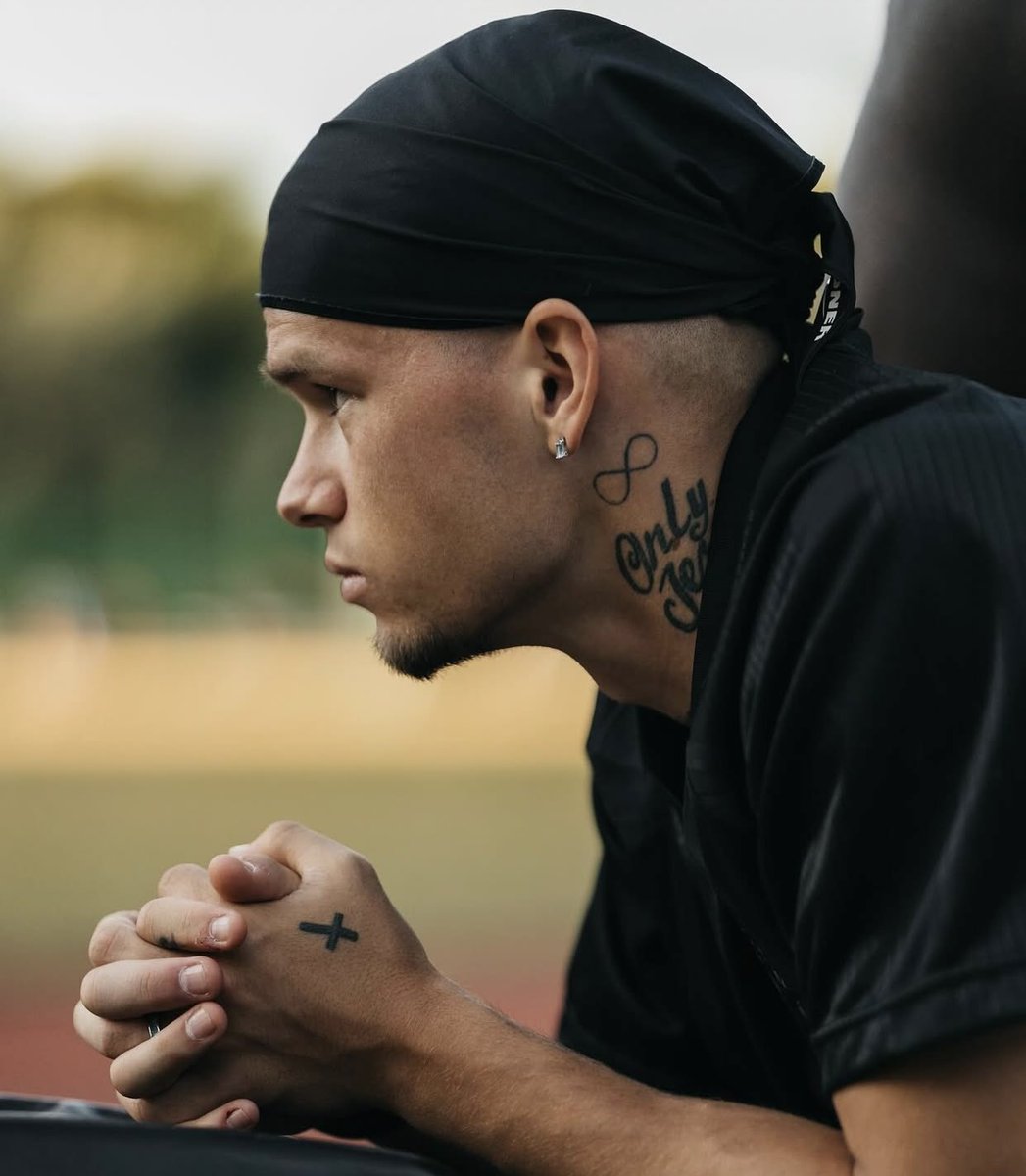 Night gain O'CLOCK 

Dropped your @ and follow anyone who likes it let's grow together 💙💙

Like and RT for others 💪🏻💪🏻💪🏻

Make sure you follow back if you are followed