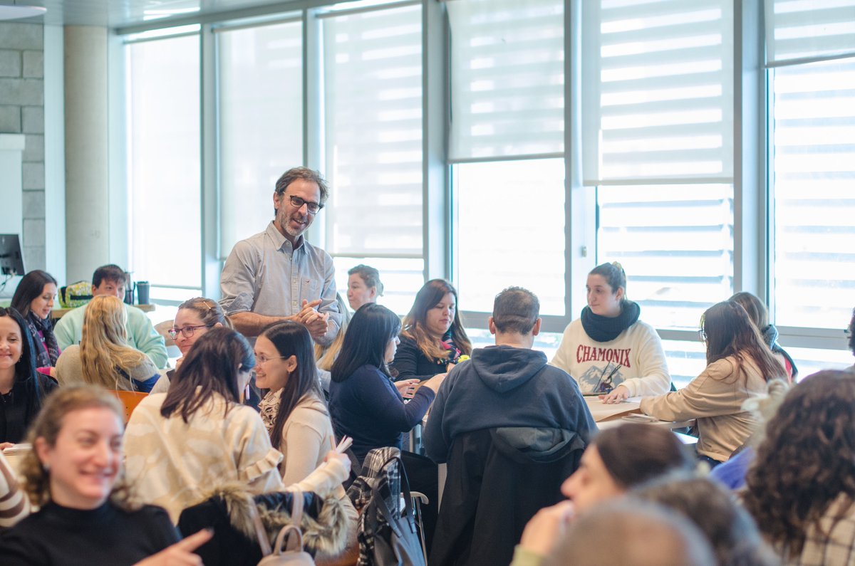 ✨ ¡La innovación educativa no se detiene! ✨

👩‍🏫👨‍🏫 Con la presencia de más de 70 docentes y equipos directivos de la comunidad de Campana y Zárate, dimos comienzo a la segunda cohorte de la Diplomatura Universitaria en Innovación Educativa Escolar.