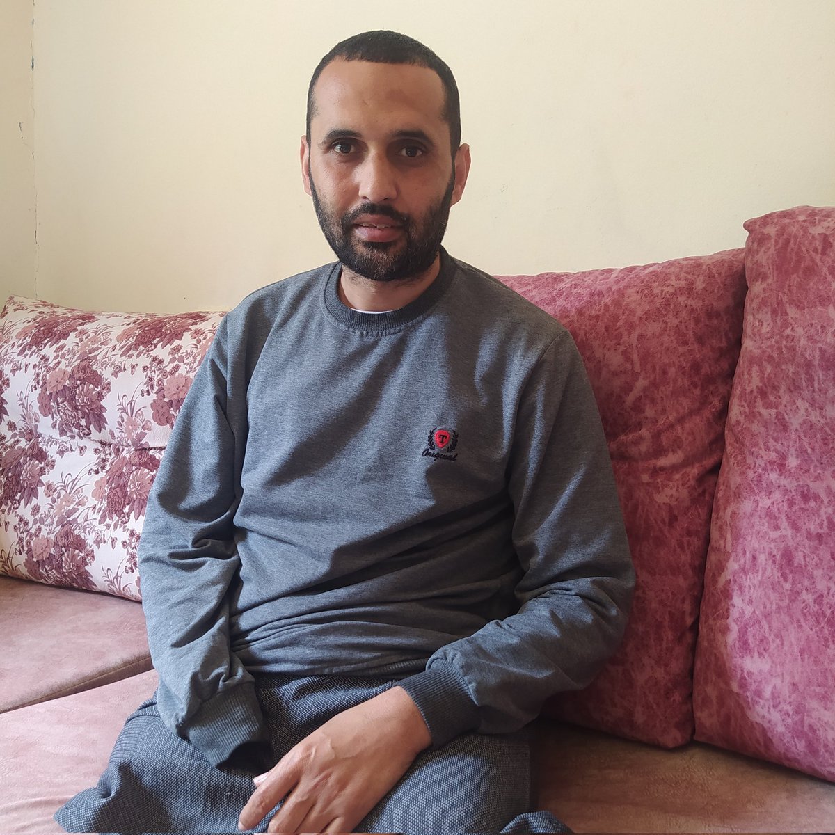 bd_mhmd31680's tweet photo. I lost 3 limbs in the war Now, I can't feed myself or my daughters. We're starving and forgotten. Please don't look away your support can save us.
🙏 Donate & share: https://t.co/PiBsLHYPur
#SaveMohammad #GazaUnderSiege #SupportGaza #HumanityForGaza https://t.co/R9tKaQWOvo