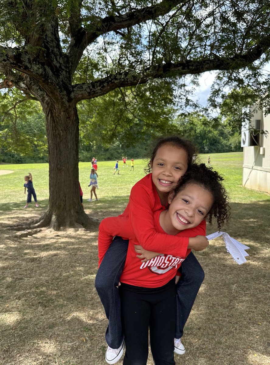 Big Friday smiles to end the week! #itsWorthit