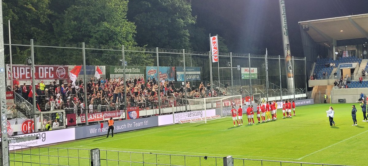oldschool_STR's tweet photo. #flutlicht #ofc #OffenbacherKickers #svk #Kickers #svkofc #Degerloch #Regionalliga https://t.co/GDMr16iITr