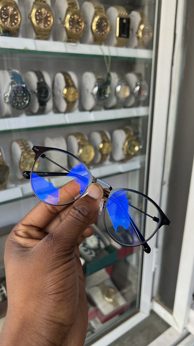 𝐹𝑎𝑙𝑙 𝑂𝑝𝑡𝑖𝑞𝑢𝑒 👓 tweet media