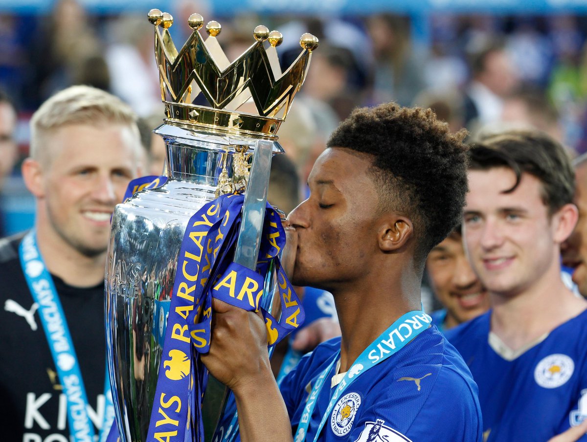 Demarai Gray played for Leicester for 6 years, made 133 Prem Appearances &amp; was part of the squad that won the Premier League in 2016.

He’s down injured and Leicester fans boo and chant “Leicester reject” at him.

And people wonder why footballers aren’t loyal.

#LCFC #BCFC