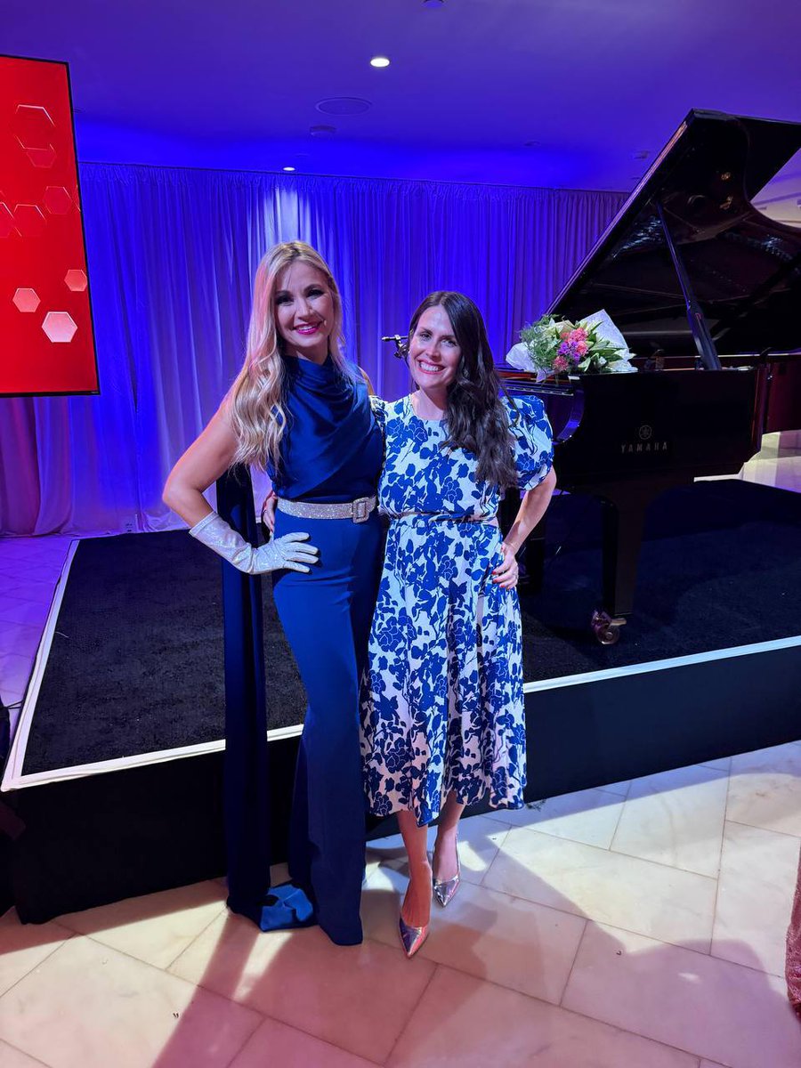 Stacey Engle tweet media