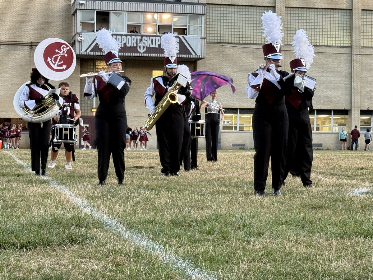 FHHSPrincipal tweet media