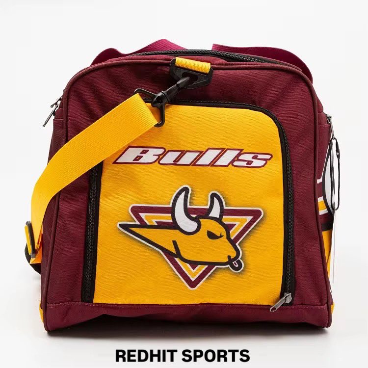 REDHITSPORTS's tweet image. 🎒 Custom Sports Backpack ⚡
We are professional manufacturers of all kinds of custom bags – from sports bags, school bags, travel bags to team backpacks with logos, numbers &amp;amp; designs 

DM us for orders 

#CustomBag #SportsBag #TeamBackpack #BaseballBag #SoftballBag #RedhitSports