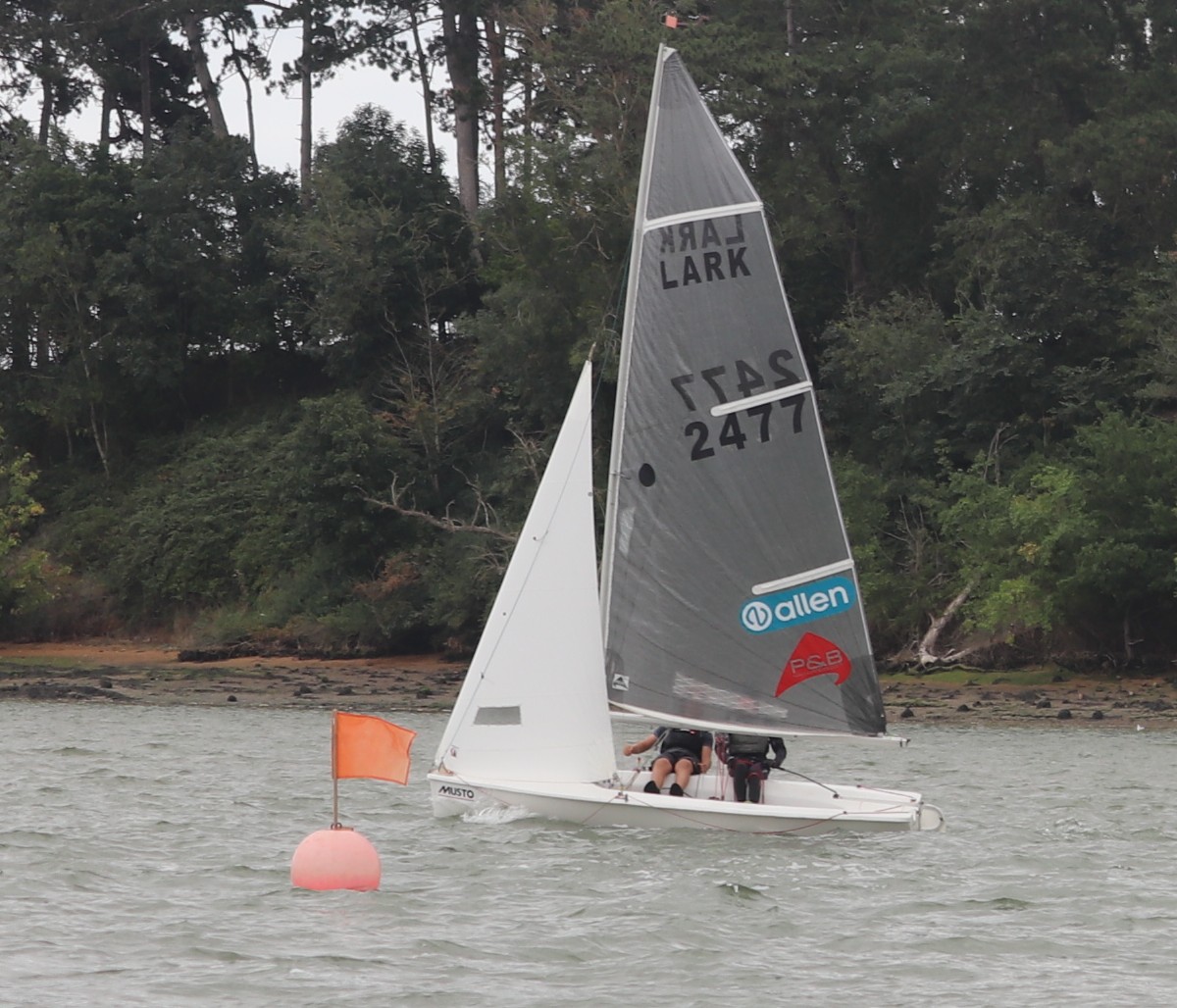 Great to see the GBR Cadets National Champions and runners-up in the Cadet World Championship, Alex Enkel and Jude Baldock, choosing to sail a #Larkclass at the weekend after their incredible success! Welcome to the #larkclass. Photos courtesy of Alexis Smith.