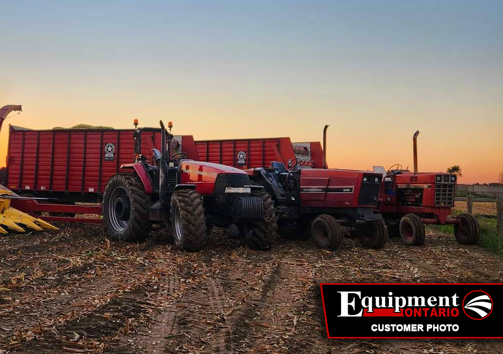 Wishing everyone a happy  and safe #LabourDay Weekend with family and friends. 

Thanks to <a href="/Kenneth/">Kenneth Dsouza</a> for the awesome Tractor Family Harvest photo which was featured in the 2023 #EOCustomerCalendar!