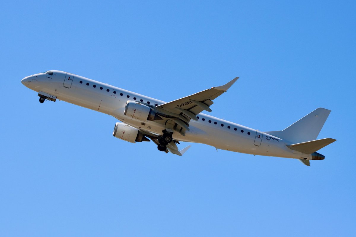 A difficult day for Aurigny with ATC delays, flight crew shortages and some other factors all combining to cause delays and a cancellation. Titan Airways’ E190 was brought in to operate the delayed GR608/609 LGW service.
#aviation #travel #guernsey #aurigny