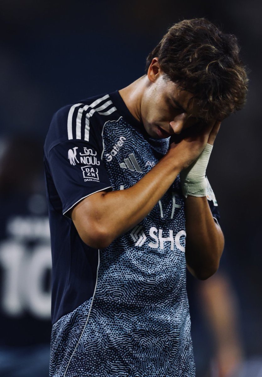 خارج القوسين:
)بدأت المتعة(

#النصر 
 #النصر_التعاون