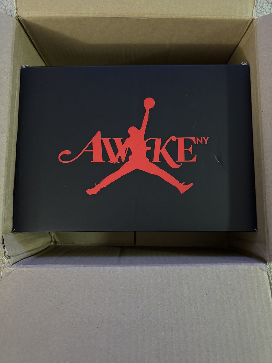 BayArea_StandUp's tweet image. #MailCall Awake NY 5’s 0001/7000
@snkr_twitr @KicksFinder @SoleRetriever