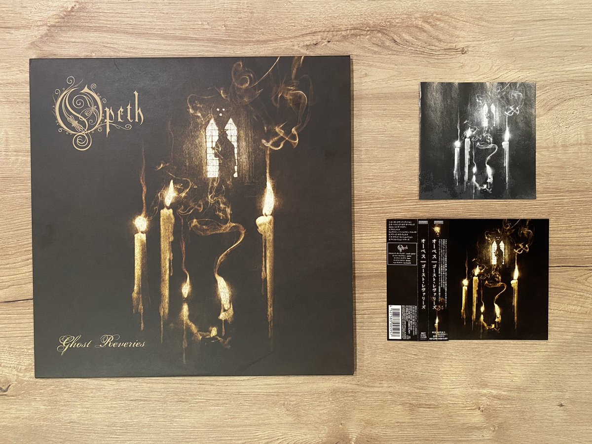 Hace 20 años <a href="/OfficialOpeth/">Opeth</a> publicó una obra maestra. “Ghost Reveries” es el octavo disco del grupo en donde el componente Death Metal se mezcla de forma genial con el rock progresivo.