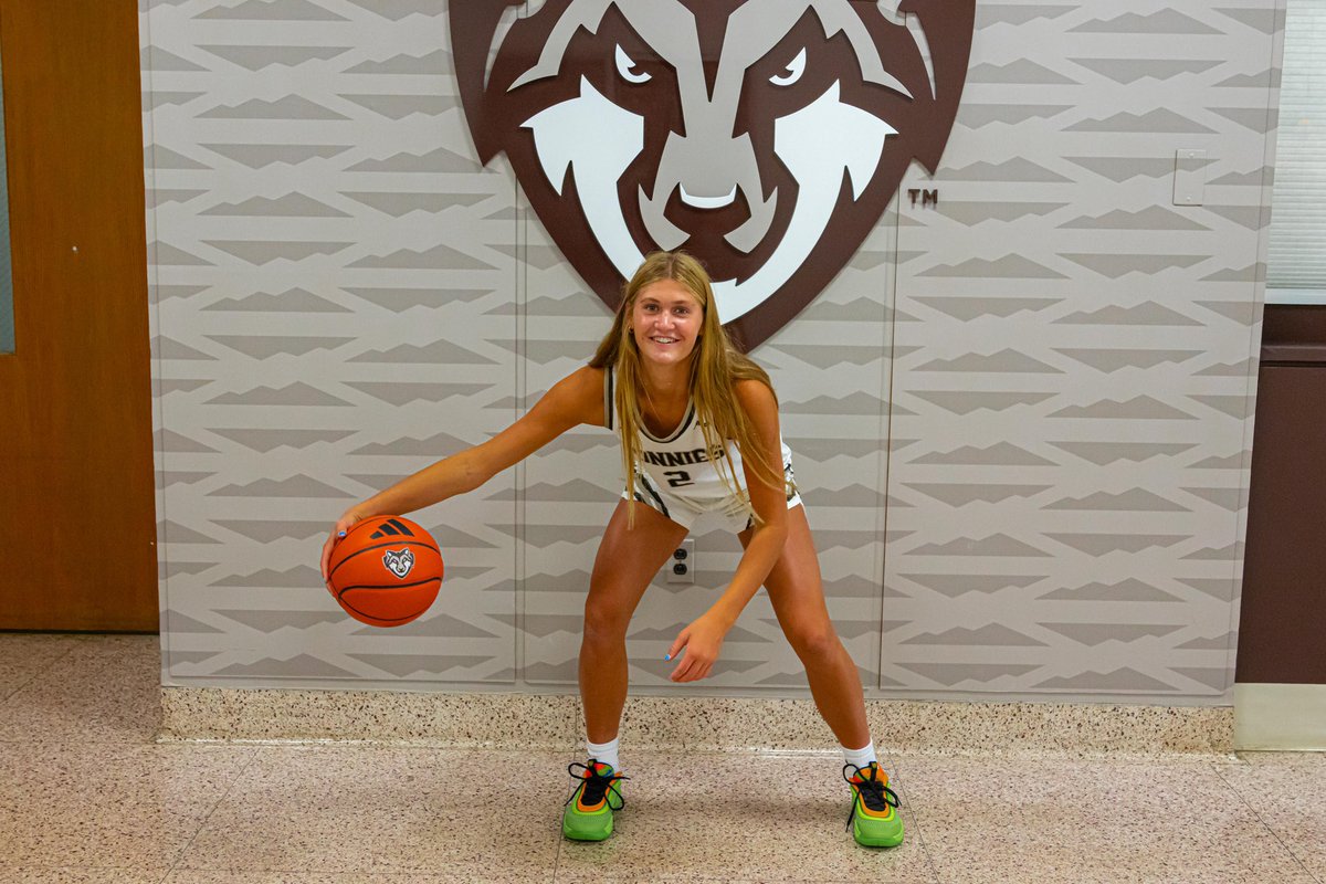 Elliana “Elli” VanDusen (@ellivandusen) on Twitter photo Thank you <a href="/BonniesWBB/">Bonnies Women's Basketball</a> <a href="/KelcieRombach/">Kelcie Rombach</a> <a href="/CoachswaggyT/">Tiara Johnson</a> <a href="/CoachCrowley/">Jim Crowley</a> for having me out for a visit! I had such a fun day being on campus and learning more about the Bonnies!
Go Bonnies 🤎🤍
<a href="/M_B_A_Bball/">MBA Basketball</a> <a href="/KCHSwomansHoops/">Kalamazoo Christian Women’s Basketball</a> Thank you <a href="/BonniesWBB/">Bonnies Women's Basketball</a> <a href="/KelcieRombach/">Kelcie Rombach</a> <a href="/CoachswaggyT/">Tiara Johnson</a> <a href="/CoachCrowley/">Jim Crowley</a> for having me out for a visit! I had such a fun day being on campus and learning more about the Bonnies!
Go Bonnies 🤎🤍
<a href="/M_B_A_Bball/">MBA Basketball</a> <a href="/KCHSwomansHoops/">Kalamazoo Christian Women’s Basketball</a>