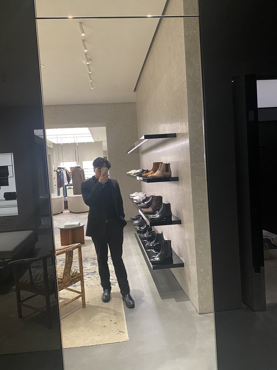 JSUNGv1's tweet image. Hi