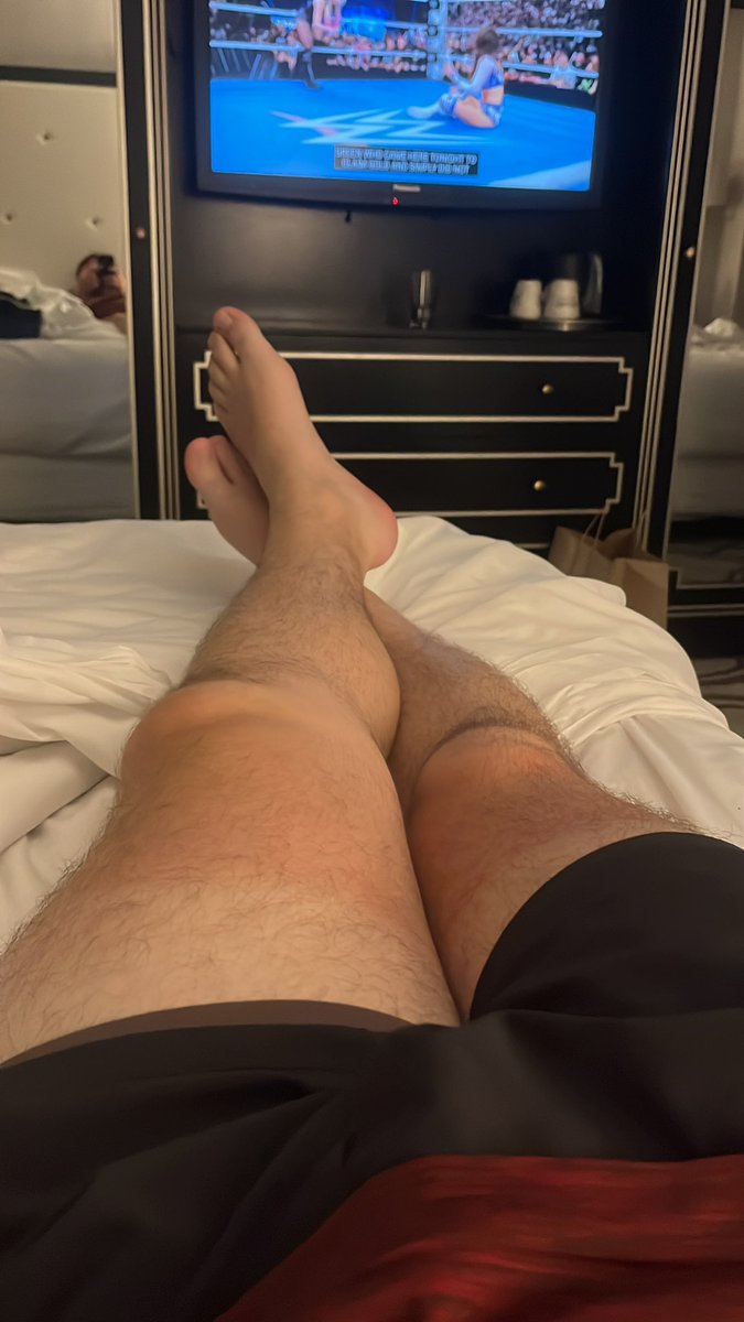 Master Cameron (@mastercameron96) on Twitter photo Worship my drunk feet and hand me your money so I can go triple it at the table Worship my drunk feet and hand me your money so I can go triple it at the table