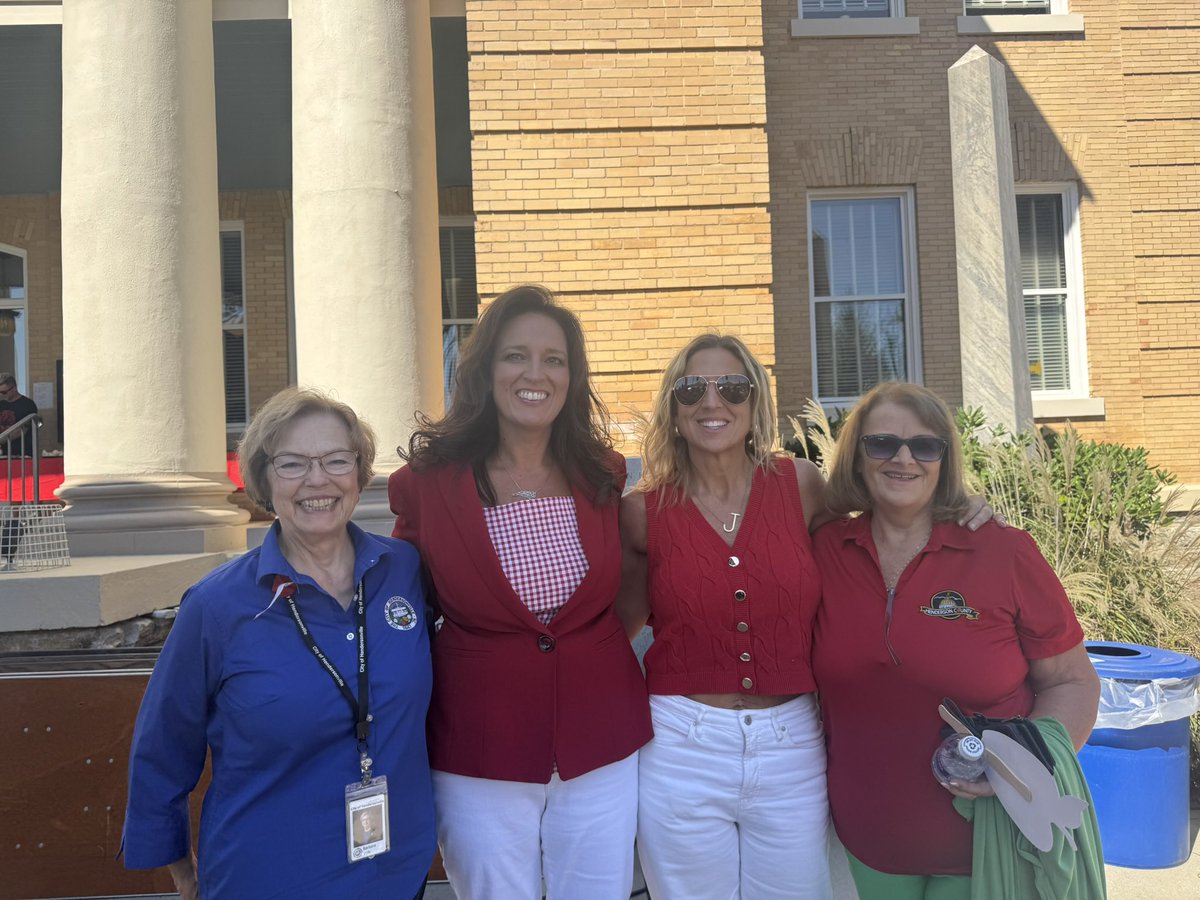 Nathan Ramsey (@nathanramsey115) on Twitter photo Visited NC 🍎 Festival & enjoyed Kiwanis Club breakfast. Went to opening ceremony & then got delicious 🍎 pies & turnovers from Refreshing Ridge Family Farm. Their booth is directly across from main stage at Ct Hse. Brought 🍎back 2 <a href="/LandofSkyRC/">Land of Sky</a> ofc & they went very quickly. Visited NC 🍎 Festival & enjoyed Kiwanis Club breakfast. Went to opening ceremony & then got delicious 🍎 pies & turnovers from Refreshing Ridge Family Farm. Their booth is directly across from main stage at Ct Hse. Brought 🍎back 2 <a href="/LandofSkyRC/">Land of Sky</a> ofc & they went very quickly.
